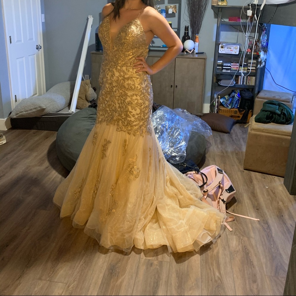 Prom dress